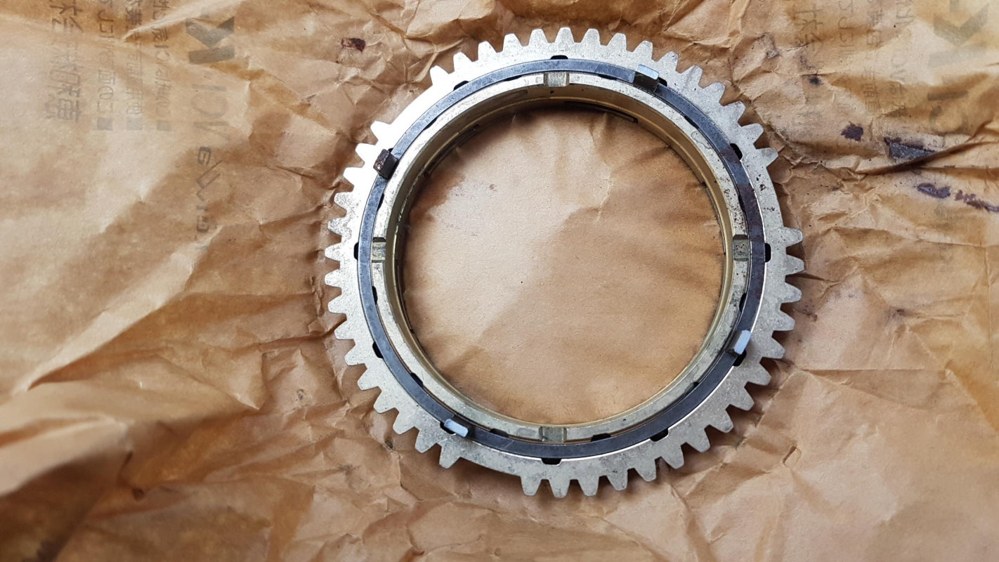 Original OE MITSUBISHI Schaltgetriebe Synchronring MD770149