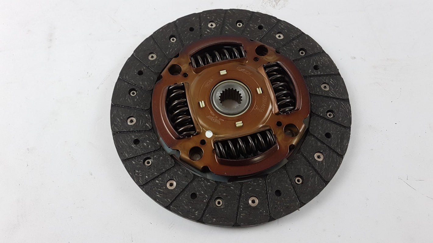 Original OE MITSUBISHI Kupplungsscheibe 2301A036