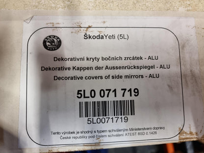 Original SKODA Yeti Spiegelkappen Satz 2 Stück L+R Alu-Design silber 5L0071719