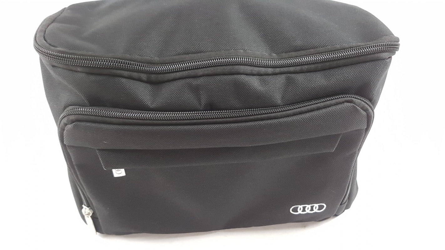 Original AUDI Zubehör Pflegemittel-Tasche Winter 4L0096353020