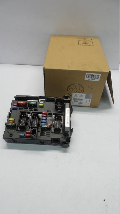 Original PEUGEOT 206 307 406 807 CITROEN Berlingo C2 Sicherungskasten 6500Y1