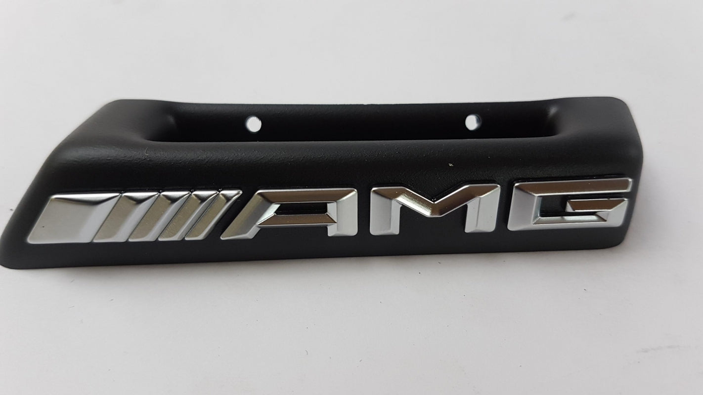 Original OE MERCEDES-BENZ Emblem Plakette A2058174700