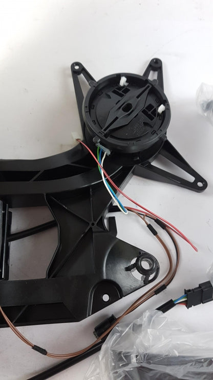 Original OE MERCEDES-BENZ Außenspiegel Halter A0008106219