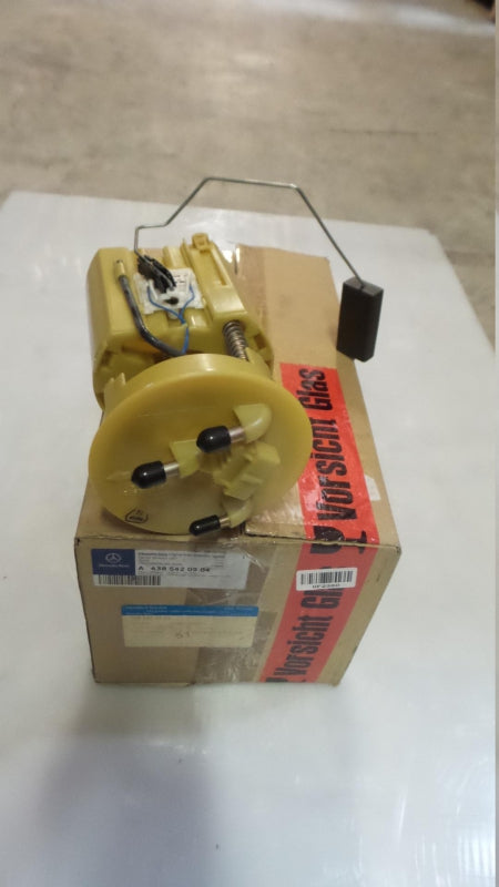 Original MERCEDES-BENZ W638 Vito Kraftstoffpumpe + Tankgeber Diesel A6385420904