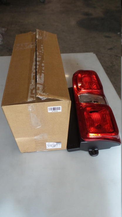 Original PEUGEOT Expert CITROEN Jumpy K0 '16- Rückleuchte rechts 9808243080