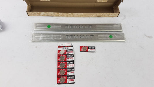 Original RENAULT Clio IV LED Türschweller Beleuchtung 8201468749