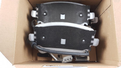Original OE Volkswagen Bremsbeläge 7E0698451A