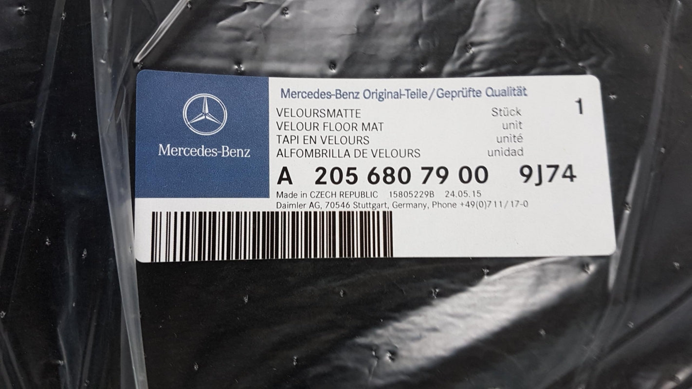 Original OE MERCEDES-BENZ Fußmattensatz A20568079009J74