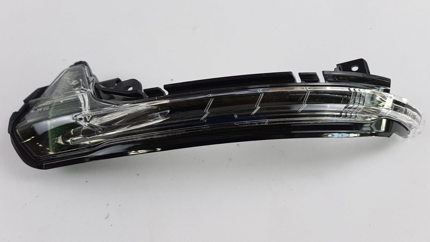 Original OE Volkswagen Blinkleuchte 4G5949101