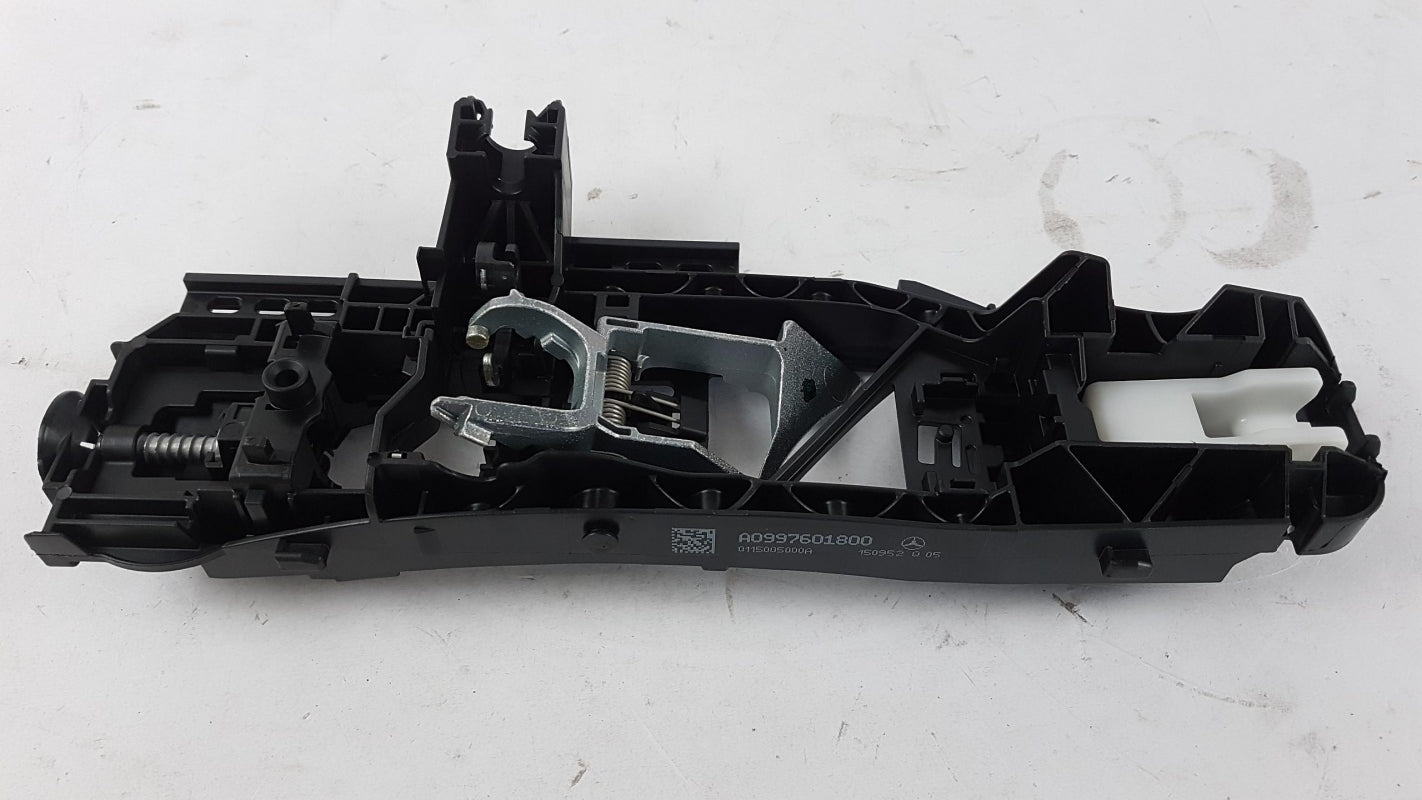 Original OE MERCEDES-BENZ Türgriff Träger A0997601800