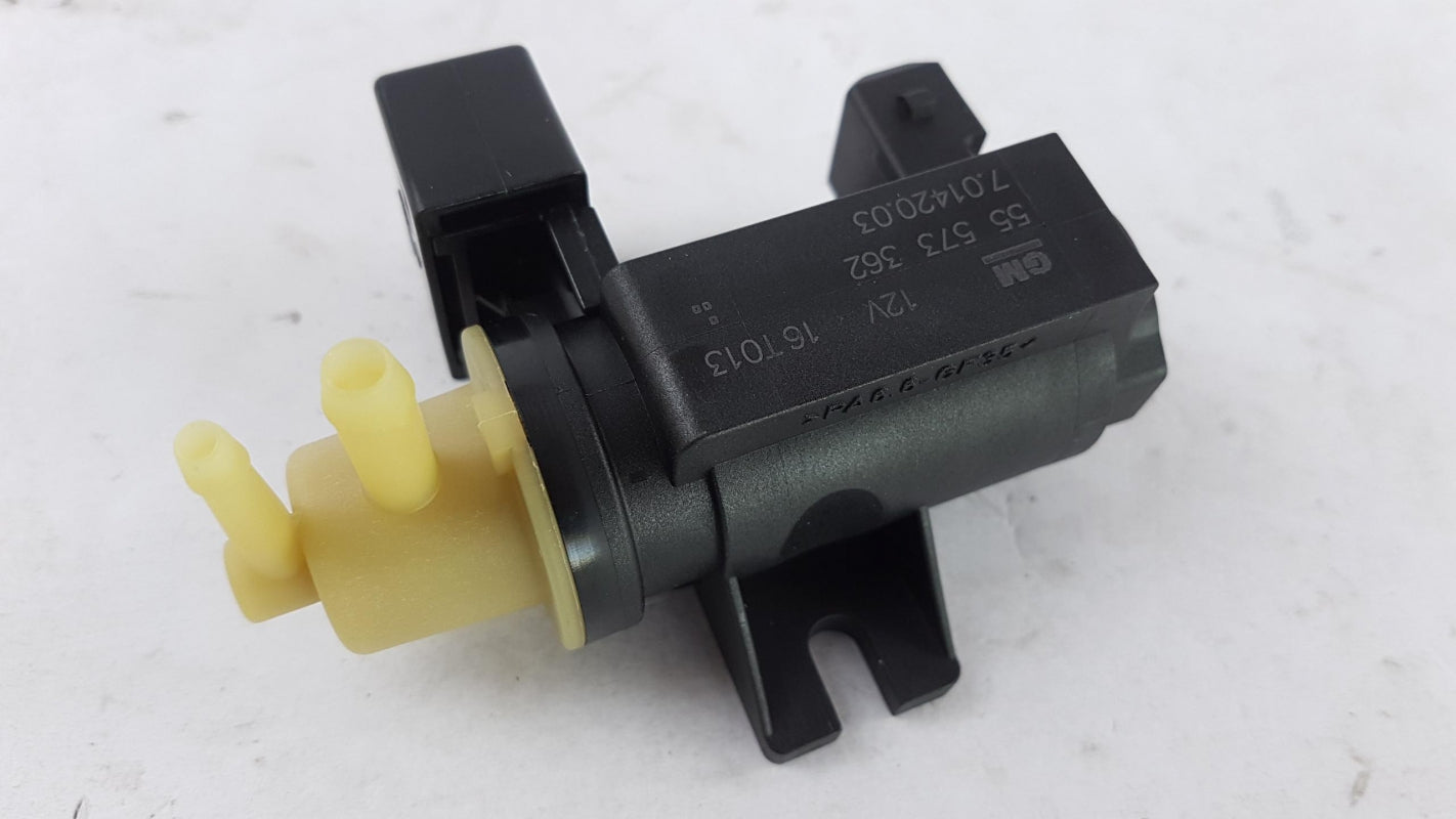 Original OE OPEL Turbolader Druckwandler 55573362