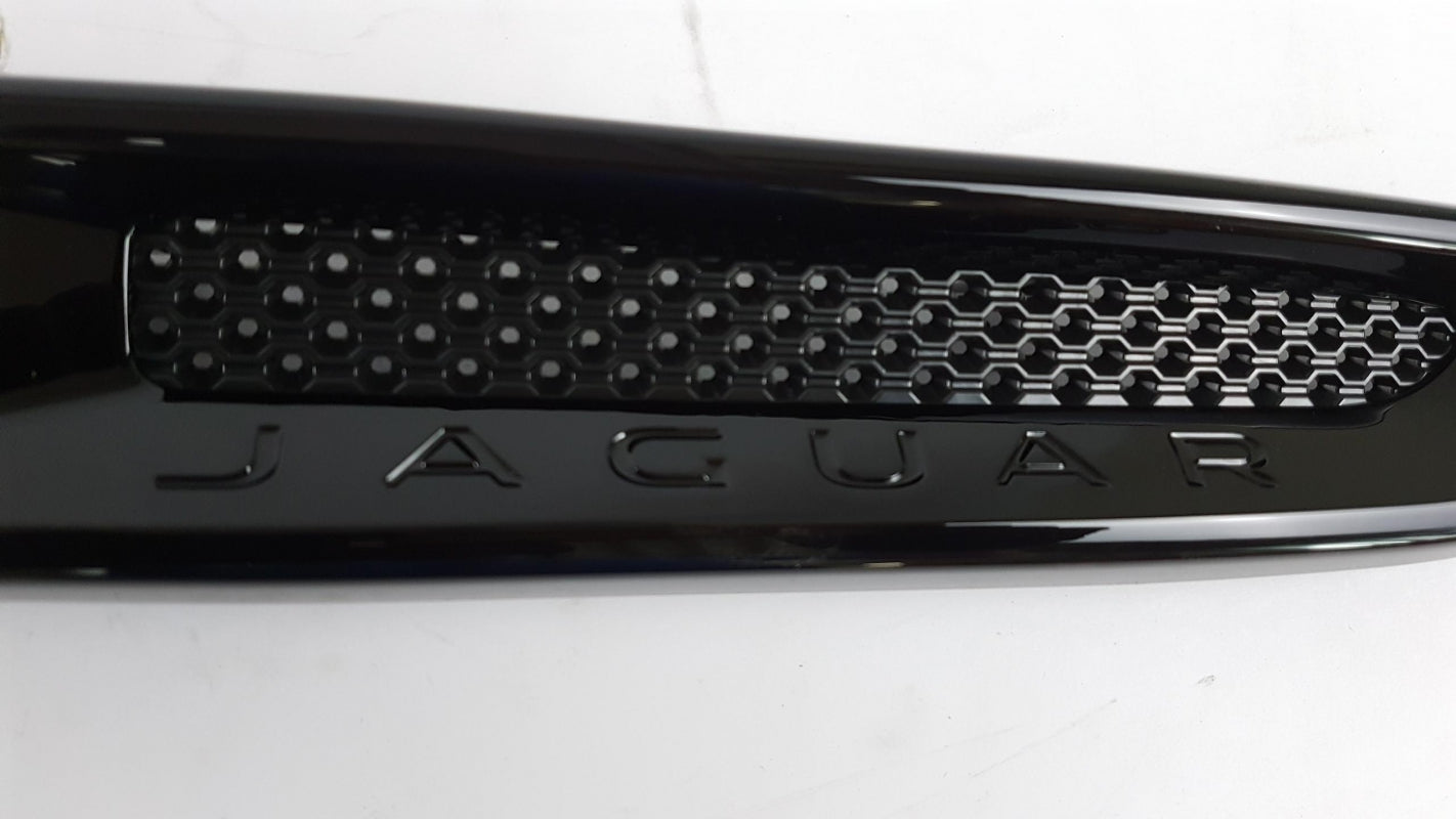 Original JAGUAR XE (X760) Seitliche Luftauslässe glänzend Schwarz Rechts T4N5176