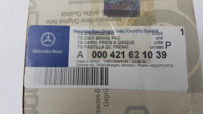 Original MERCEDES-BENZ W639 Vito Viano Bremsbeläge hinten A000421621039