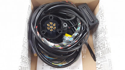 Original RENAULT Megane III Anhängerkupplung Elektrosatz 7-pol 8201406800