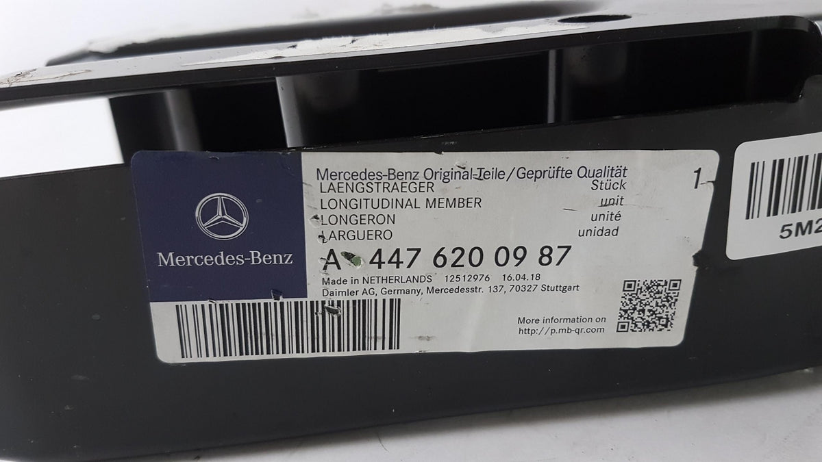 Original OE MERCEDES-BENZ Längsholm A4476200987