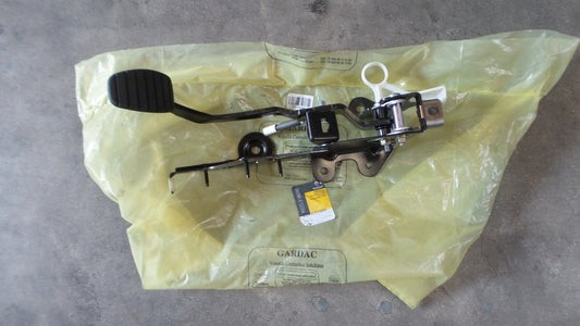 Original RENAULT Megane II Bremspedal Pedal Bremse 8200155989