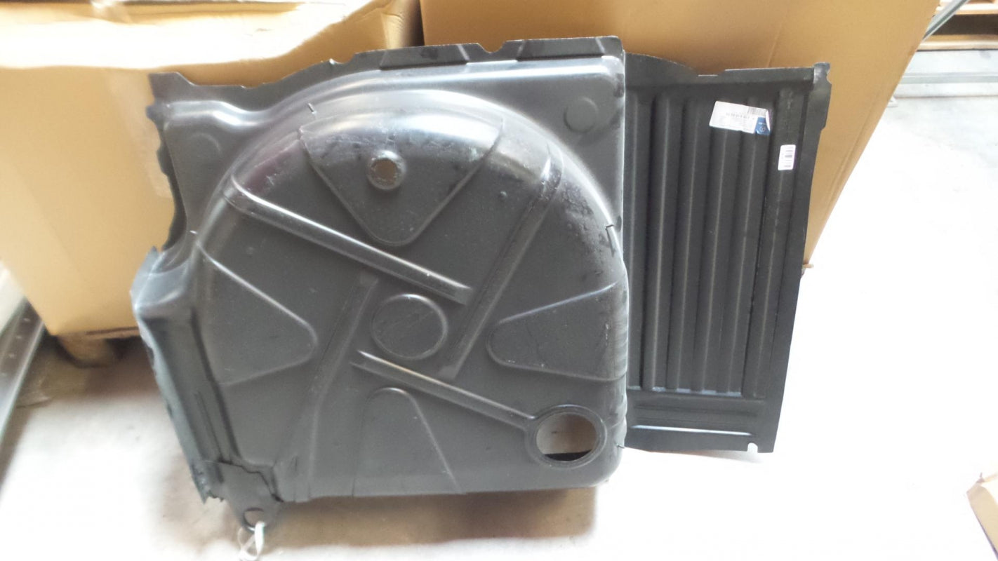 Original MERCEDES-BENZ W210 Reserveradmulde Reserveradwanne A2106100275