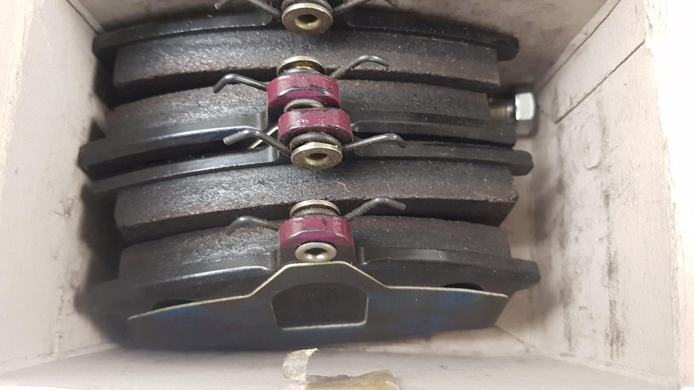 Original OE Volkswagen Bremsbeläge 855698151B
