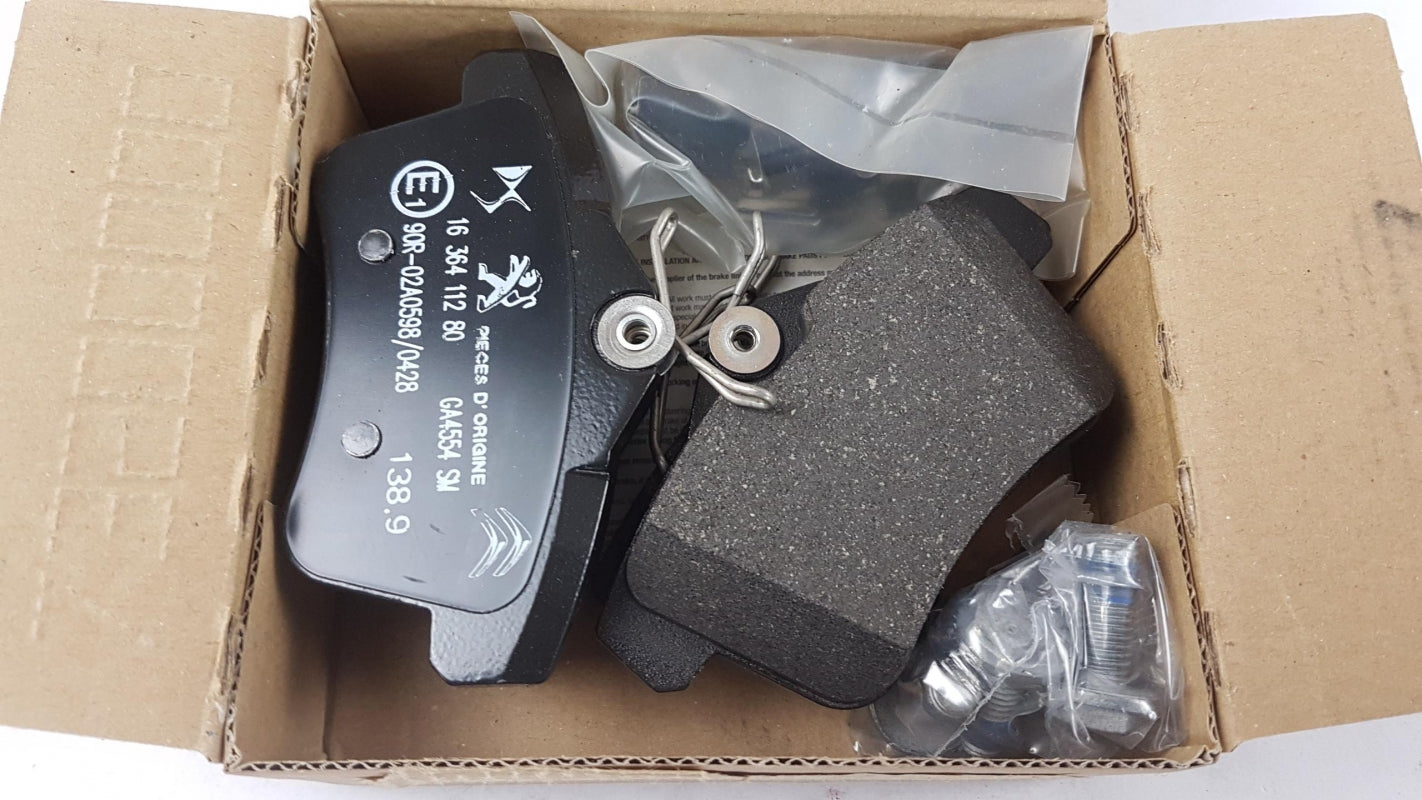 Original PEUGEOT 508 CITROEN C5 Bremsbeläge Hinten 1636411280