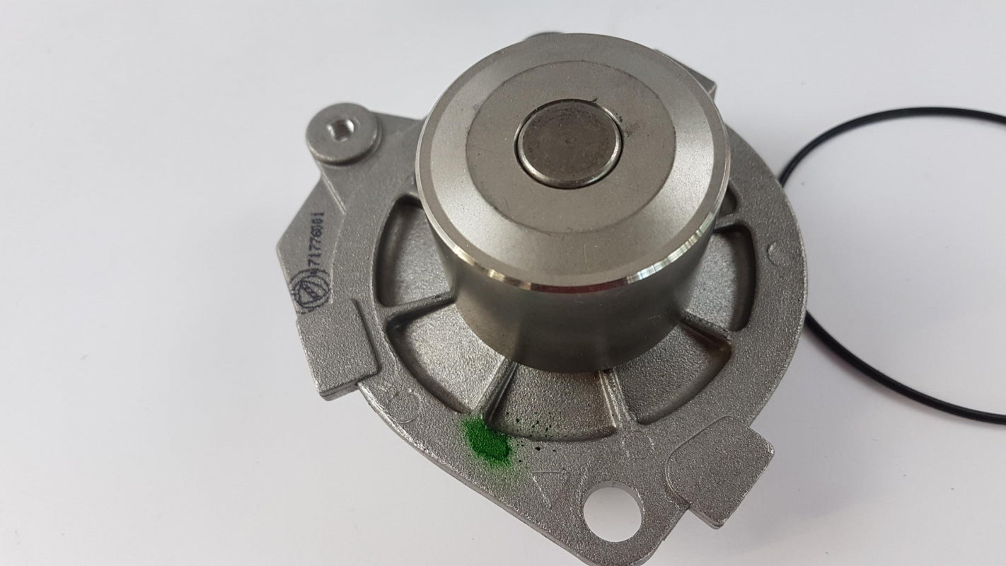 Original FIAT Punto Stilo Bravo II 1.9 D Multijet Wasserpumpe 71776001