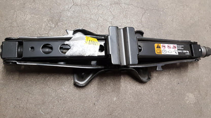 Original OE OPEL Wagenheber 13474037