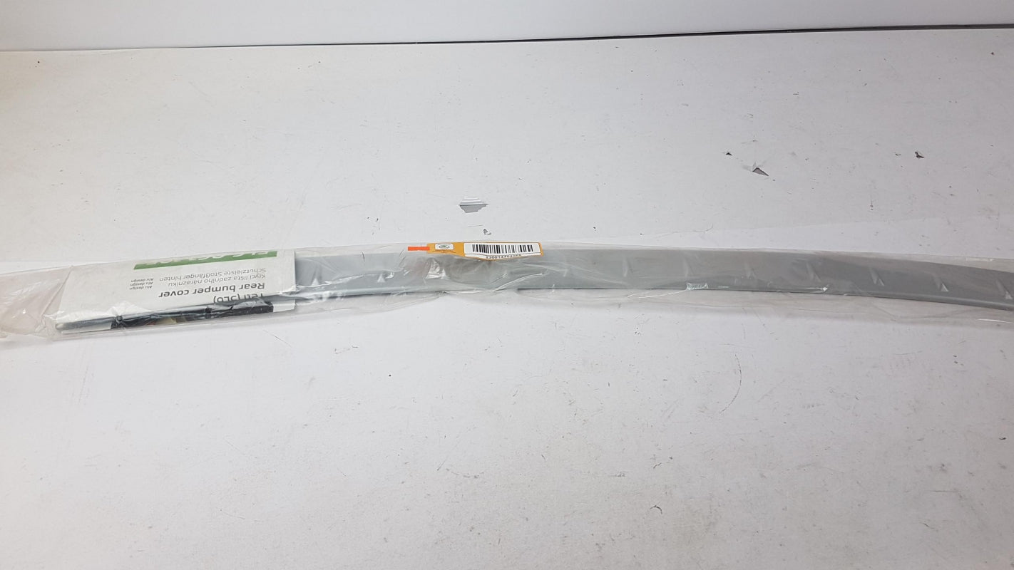 Original OE Volkswagen bumper cover 5L6061195 