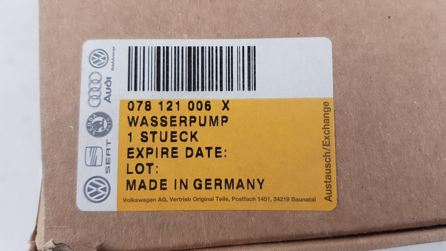 Original OE Volkswagen Wasserpumpe 078121006X