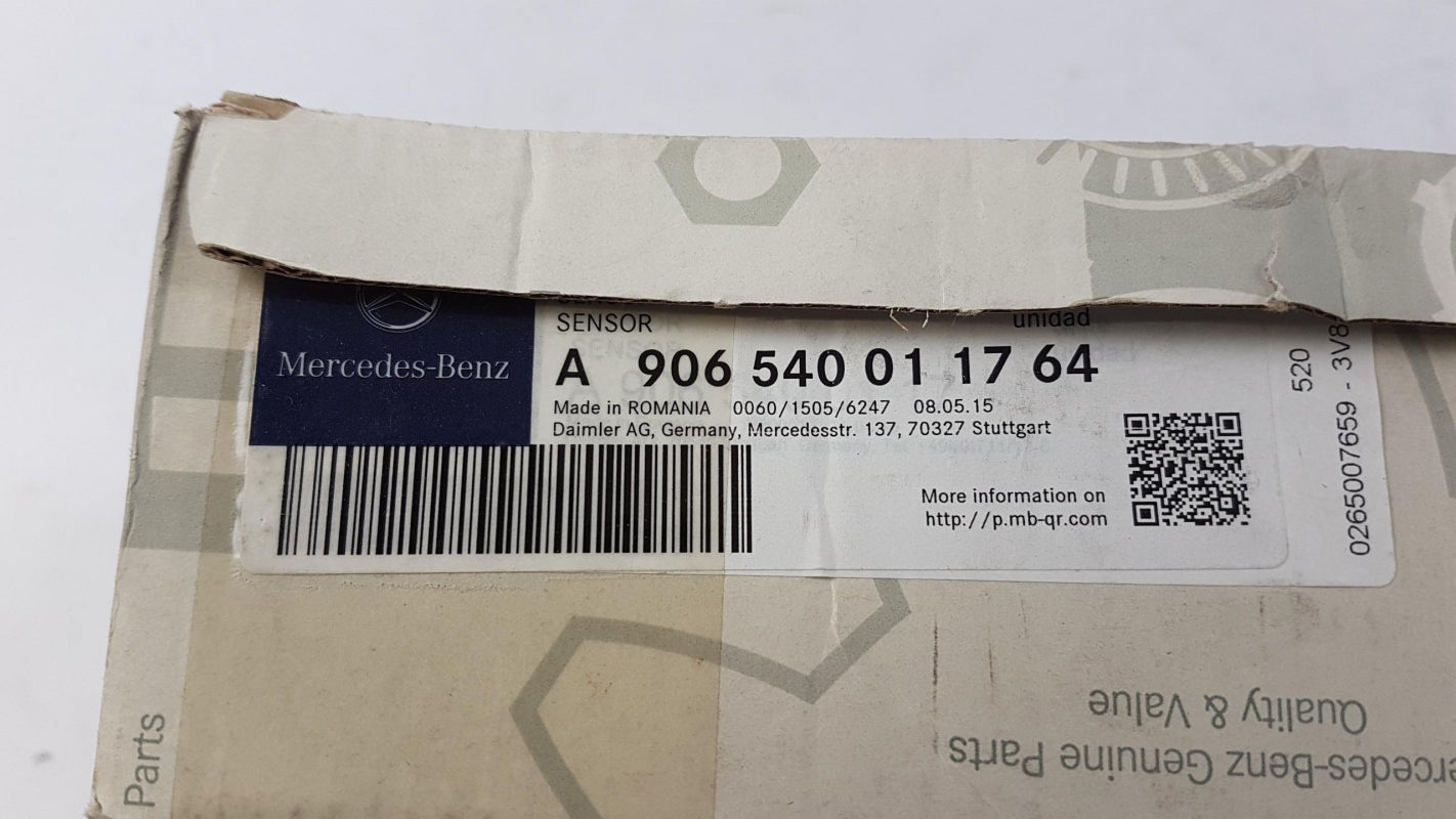 Original OE MERCEDES-BENZ Raddrehzahl Sensor A906540011764