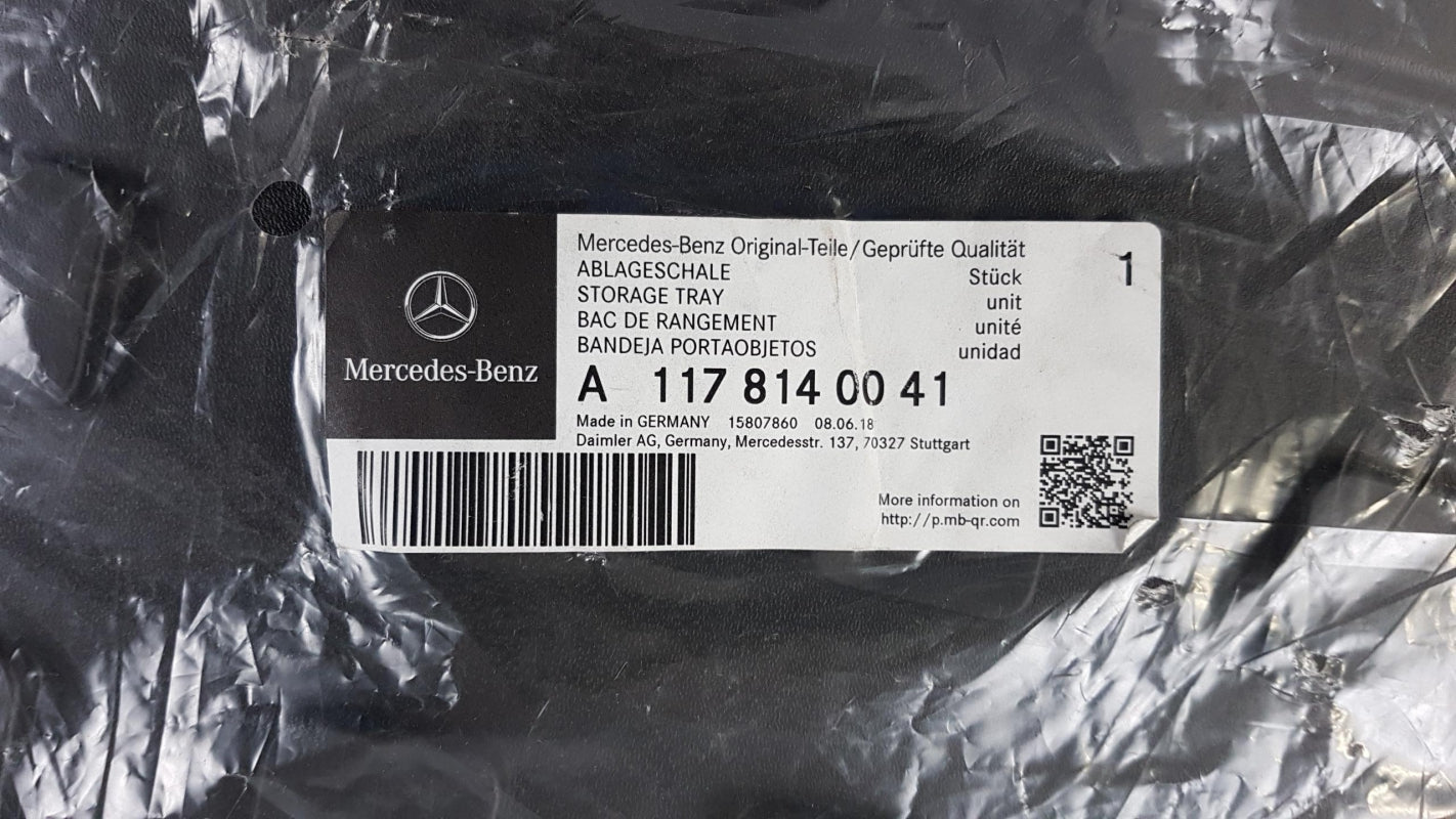 Original MERCEDES-BENZ C117 Kofferraummatte flach schwarz A1178140041