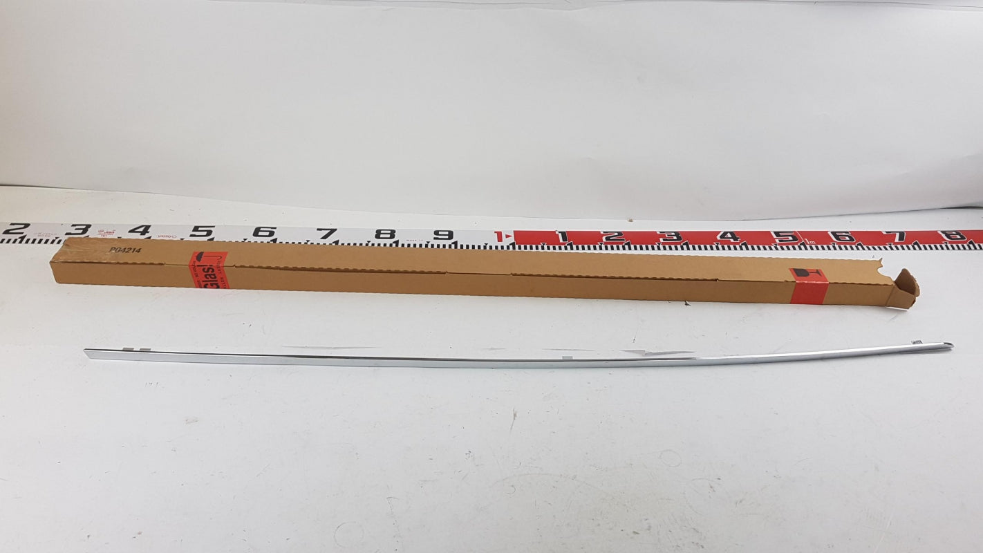 Original OE MERCEDES-BENZ Seitenwand Zierleiste A1666981362