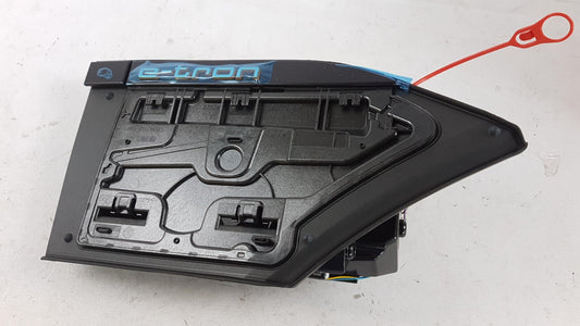 Original AUDI Q8 e-tron Ladeabdeckung rechts 4KE810002B