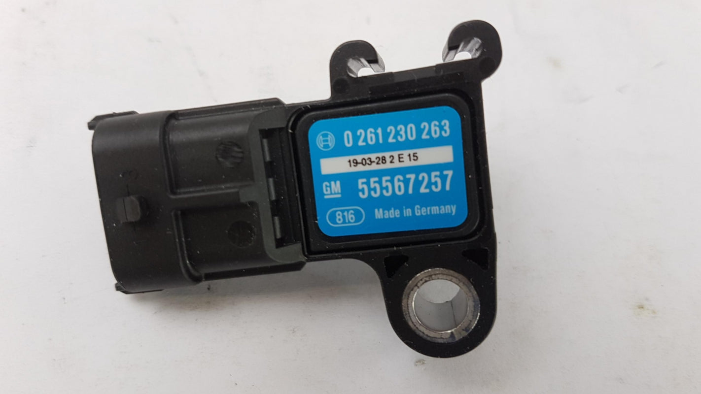 Original OE OPEL Ladedrucksensor 55567257