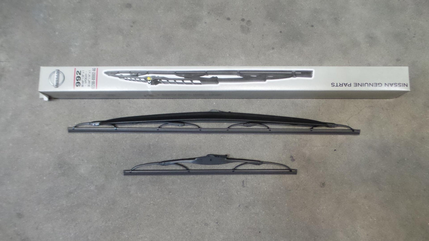 Original NISSAN Note E11 Juke F15 wiper blade set (2 pieces) front KE28889992AG 