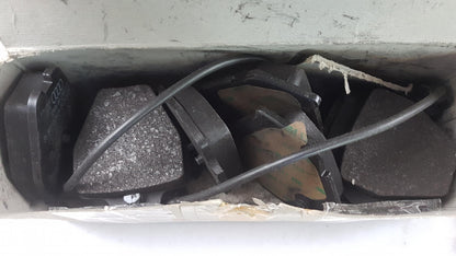 Original AUDI A8 I (1999-2002) Bremsbeläge Satz Vorne 4D0698151P