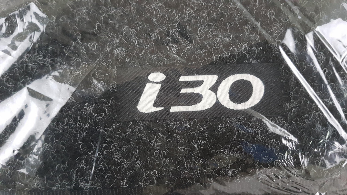 Original OE HYUNDAI/KIA Fußmattensatz G4141ADE00