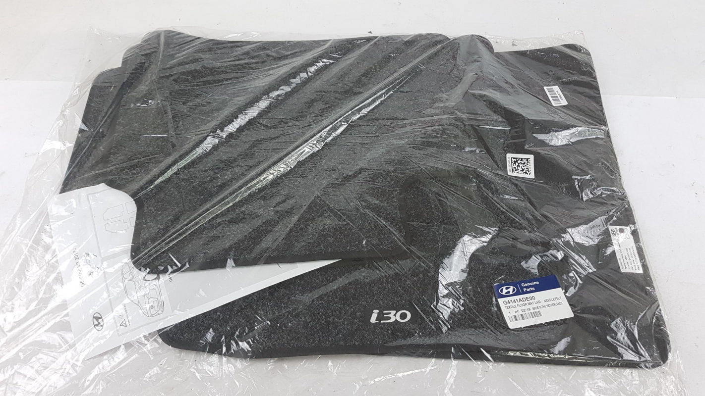 Original OE HYUNDAI/KIA Fußmattensatz G4141ADE00