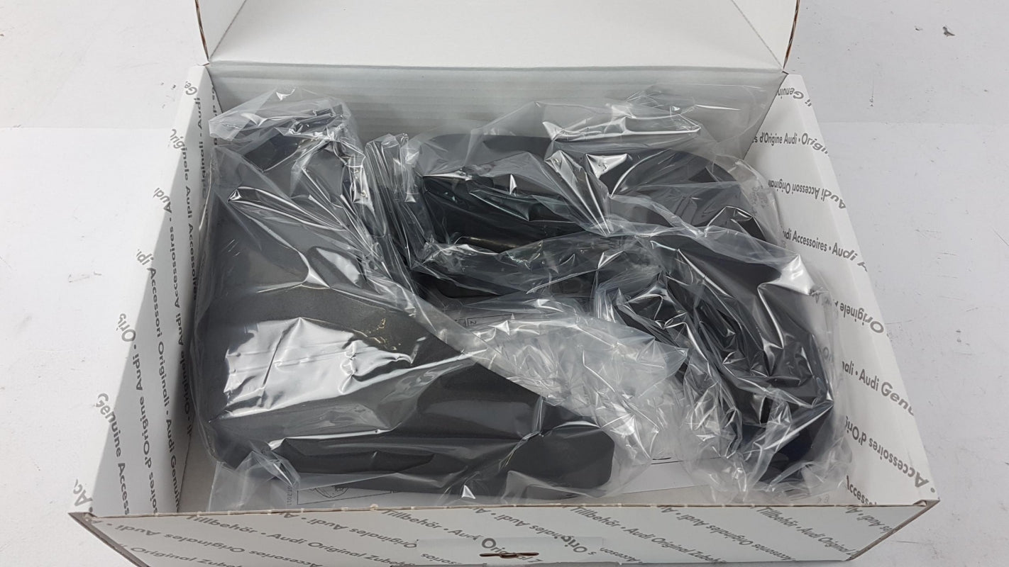 Original AUDI Q3 I '11-'18 Schmutzfängersatz hinten 8U0075101