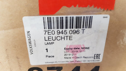 Original OE Volkswagen Heckleuchte 7E0945096T