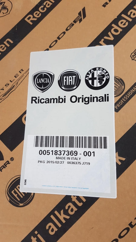 Original OE FIAT Ladeluftkühler 51837369