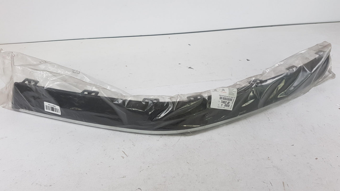 Original PEUGEOT 406 Mk2 Stoßstangen Zierleiste 7452J0