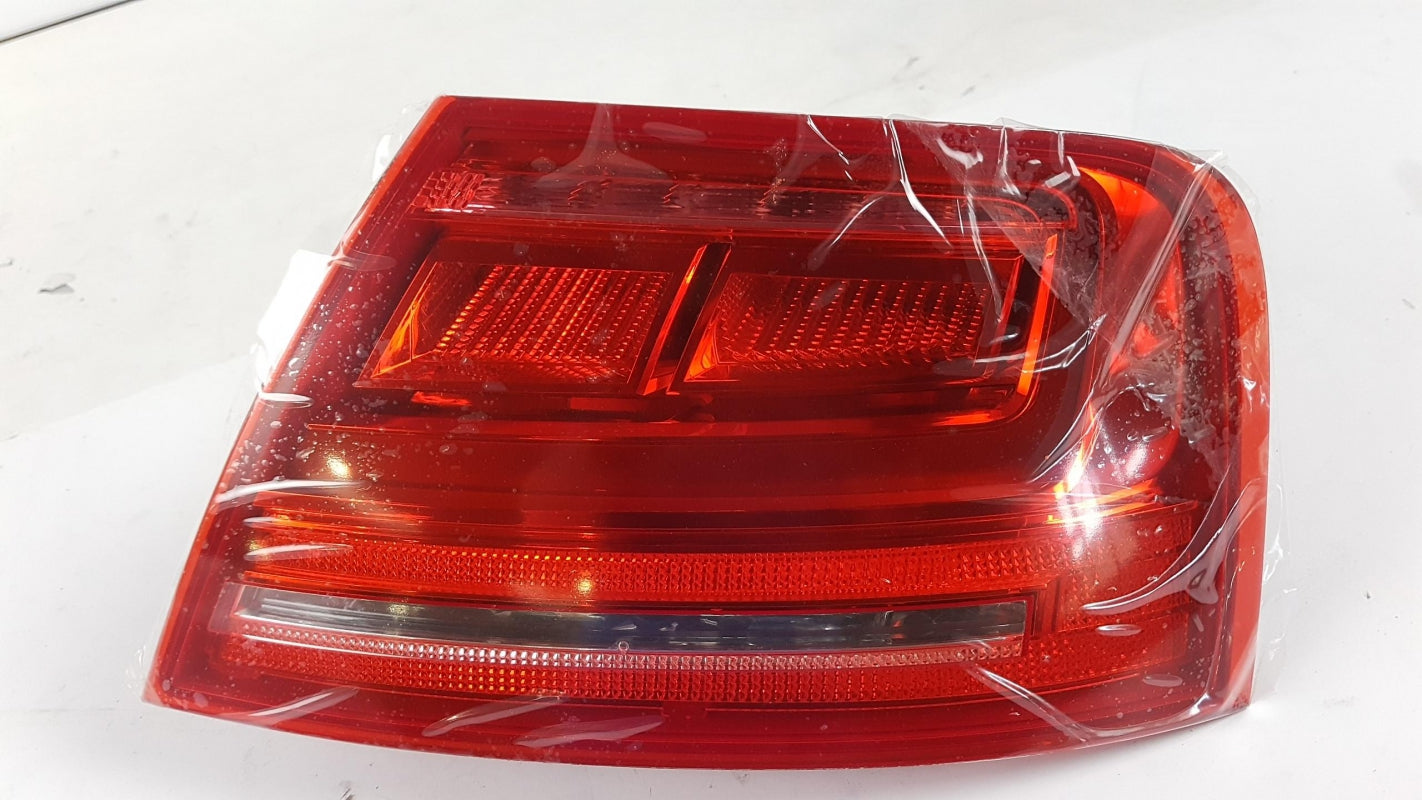 Original AUDI A8 (4H) Heckleuchte Rechts 4H0945096