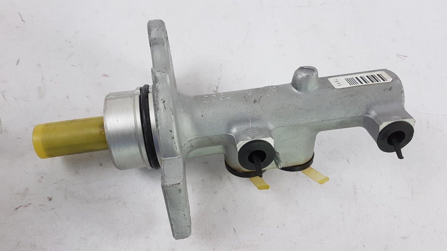 Original OE Peugeot Hauptbremszylinder 4601L8