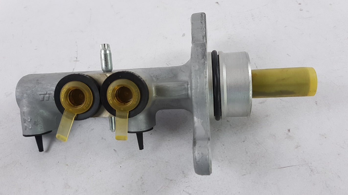 Original OE Peugeot Hauptbremszylinder 4601L8