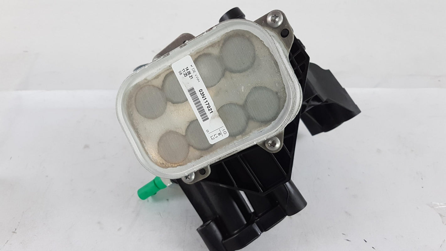 Original AUDI A1 A3 Q2 Q3 VW Golf Passat Polo Tiguan T-Roc Ölfilter 03N115389K