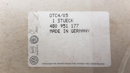 Original AUDI A6 S6 4B Bewegungsmelder für Alarmanlage 4B0951177