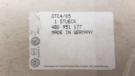 Original AUDI A6 S6 4B Bewegungsmelder für Alarmanlage 4B0951177