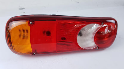 Original OE Peugeot Heckleuchte 9815126980