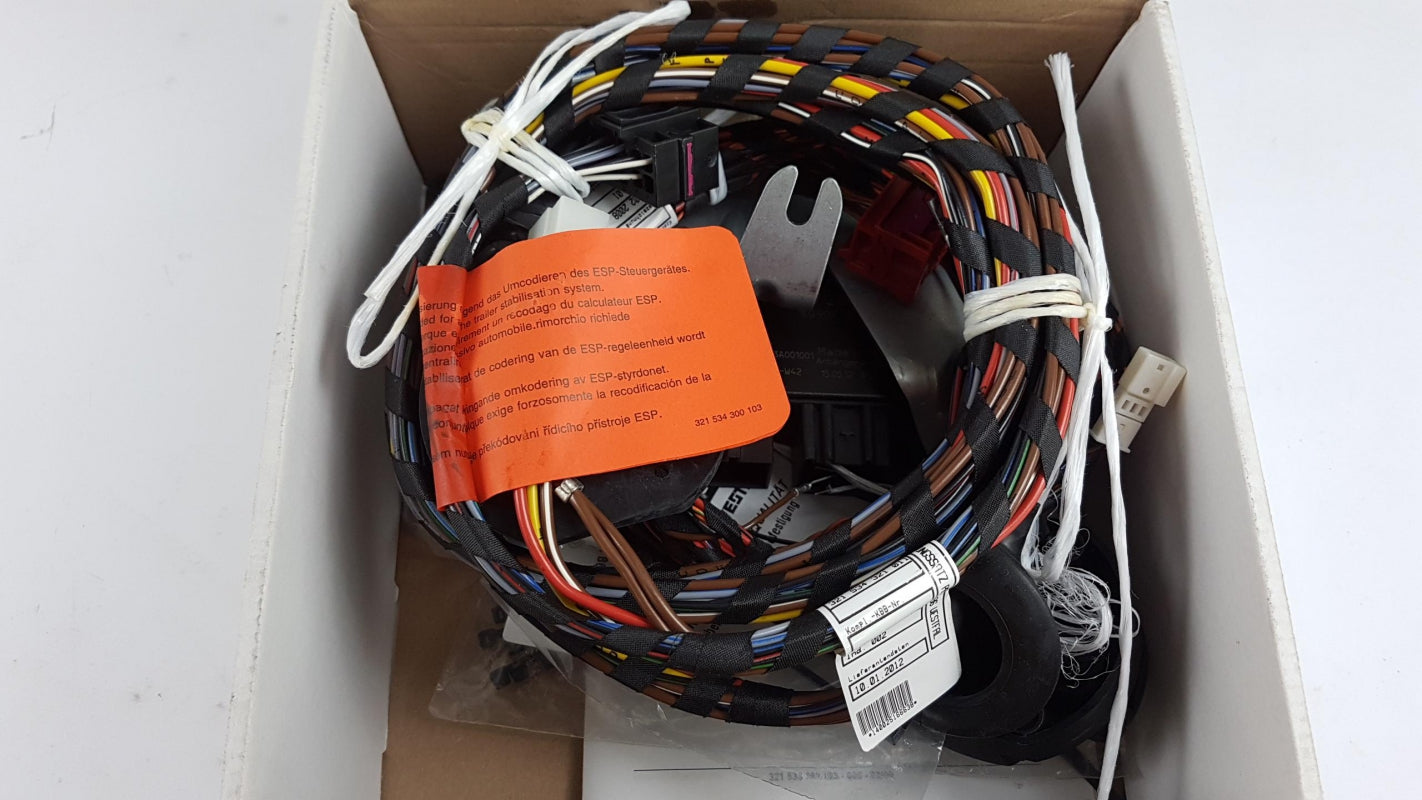 Original VW Passat B6 Anhängerkupplung Elektrosatz 13-polig 3C0055204A