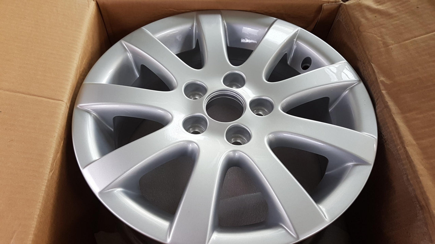 Original VW Polo 9N 2002-2010 Alufelge 6Jx14 ET43 6Q0601025Q8Z8