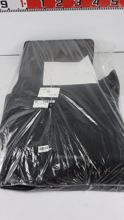 Original MERCEDES-BENZ A-Klasse Fußmattensatz Schwarz 4st. A17768051007C70